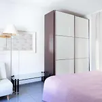 Diaz 4* Como
