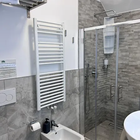 Diaz Apartmanhotel Como