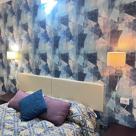 Diaz Apart-hotel 4*