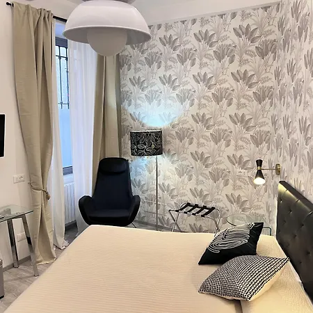 Diaz Aparthotel Côme