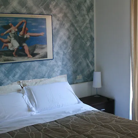 Diaz Appart hôtel Côme