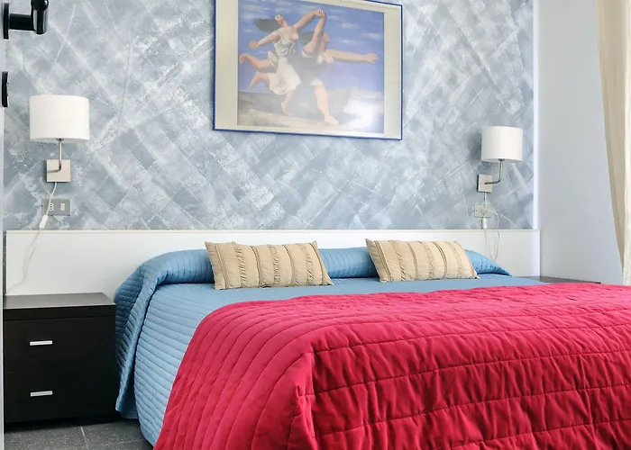 Diaz Apartahotel Como